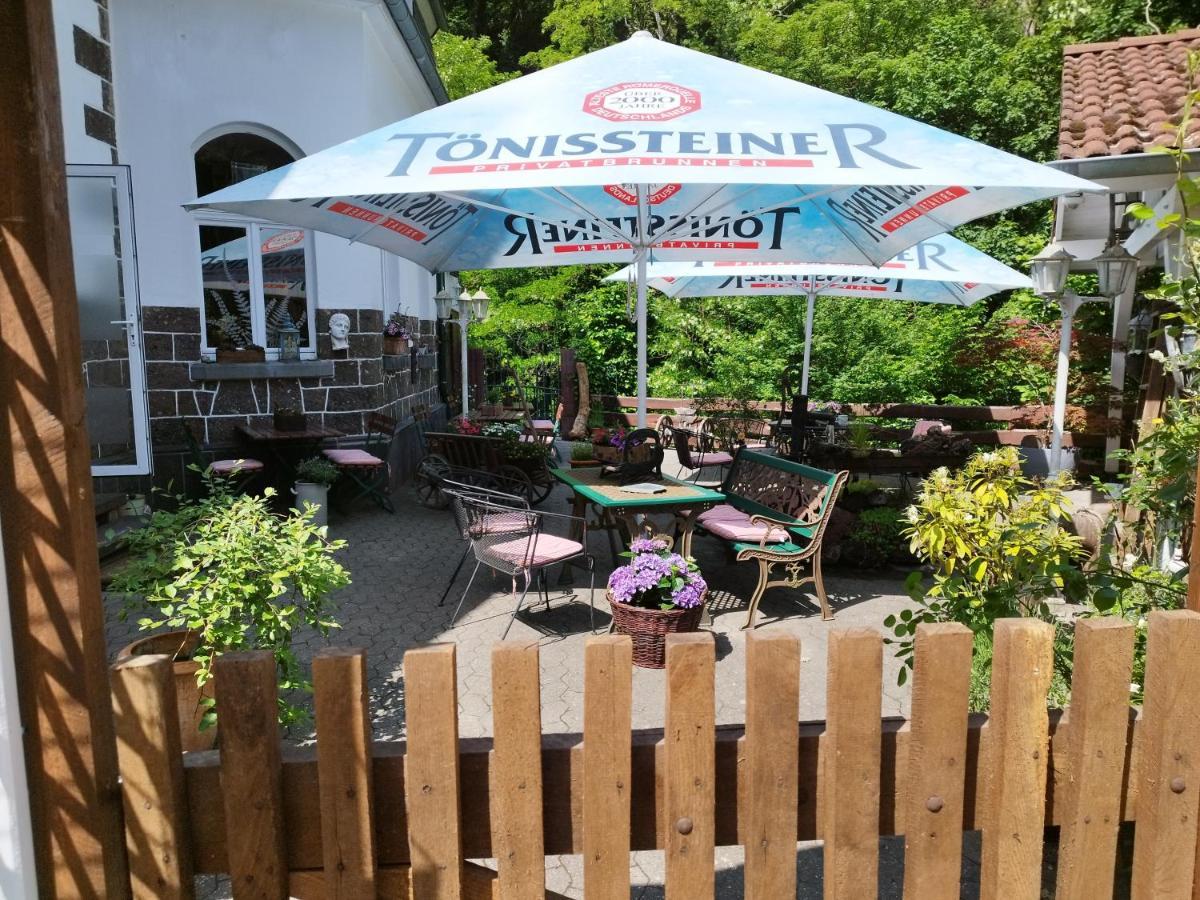 Schmoekermuehle Acomodação com café da manhã Andernach Exterior foto