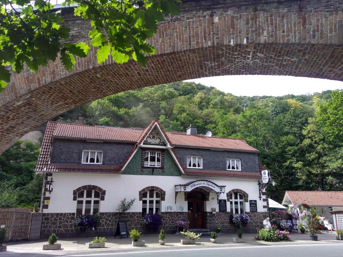 Schmoekermuehle Acomodação com café da manhã Andernach Exterior foto